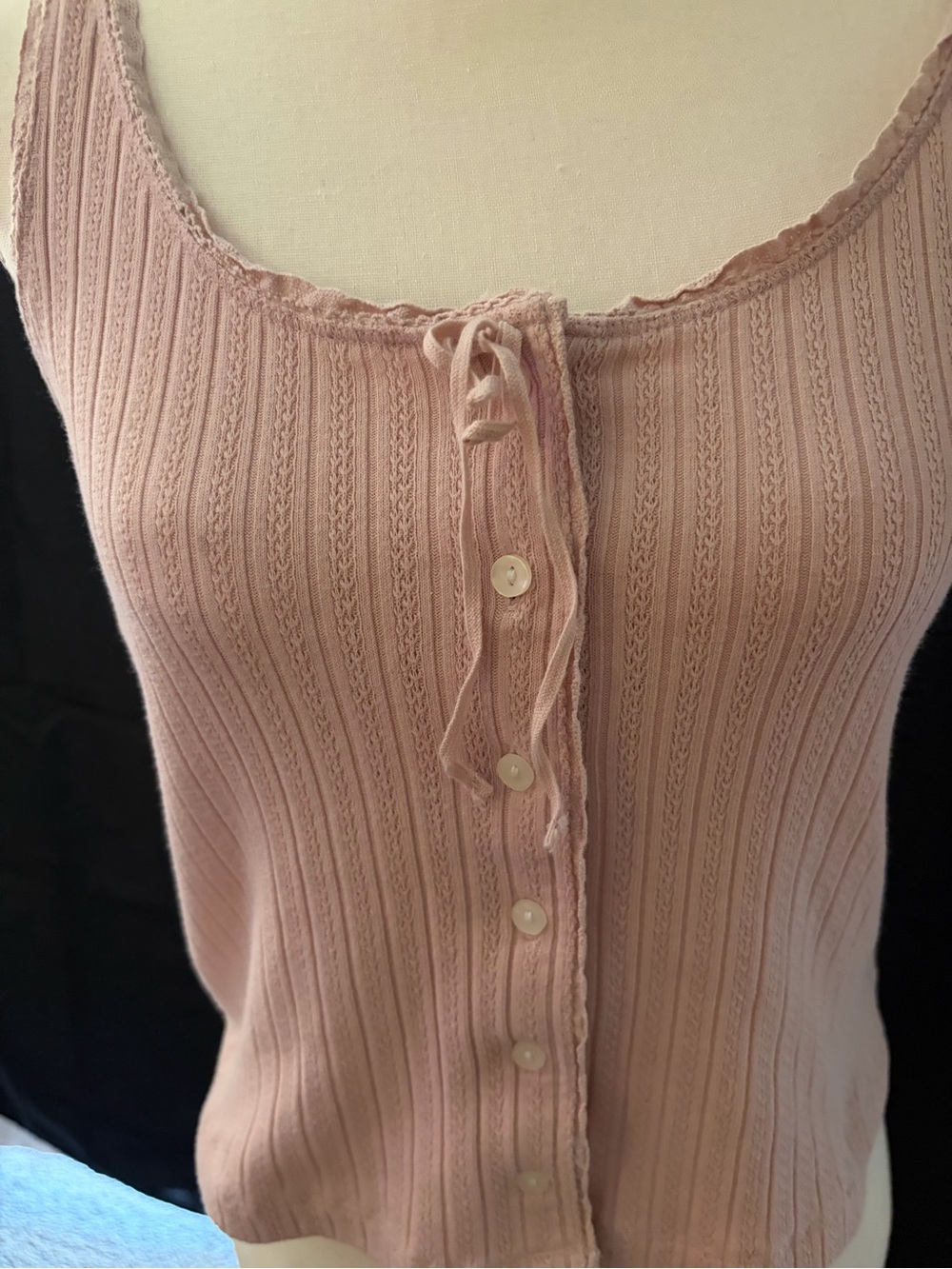 Universal Thread Women's Ribbed Button-Front Tank Top - Pink Size Medium